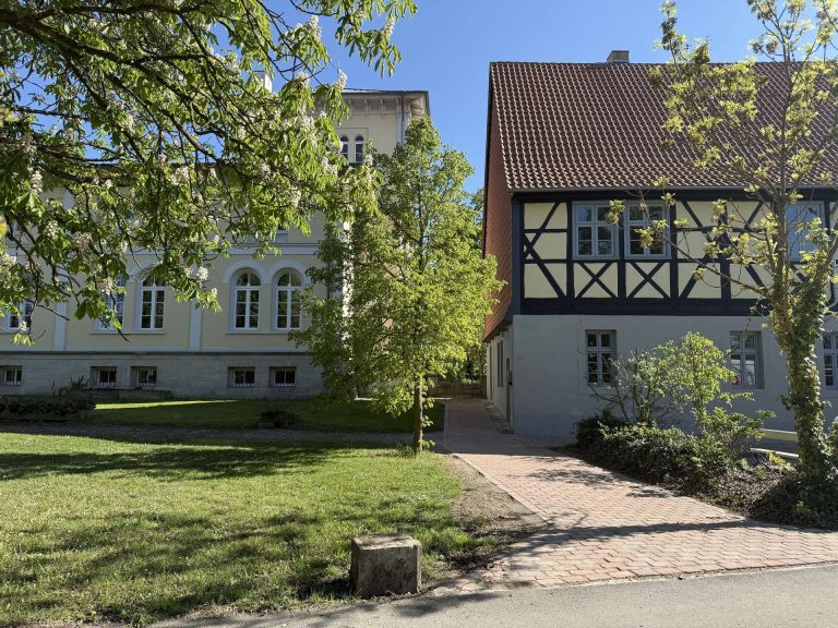 Außenansicht rechtes Objekt