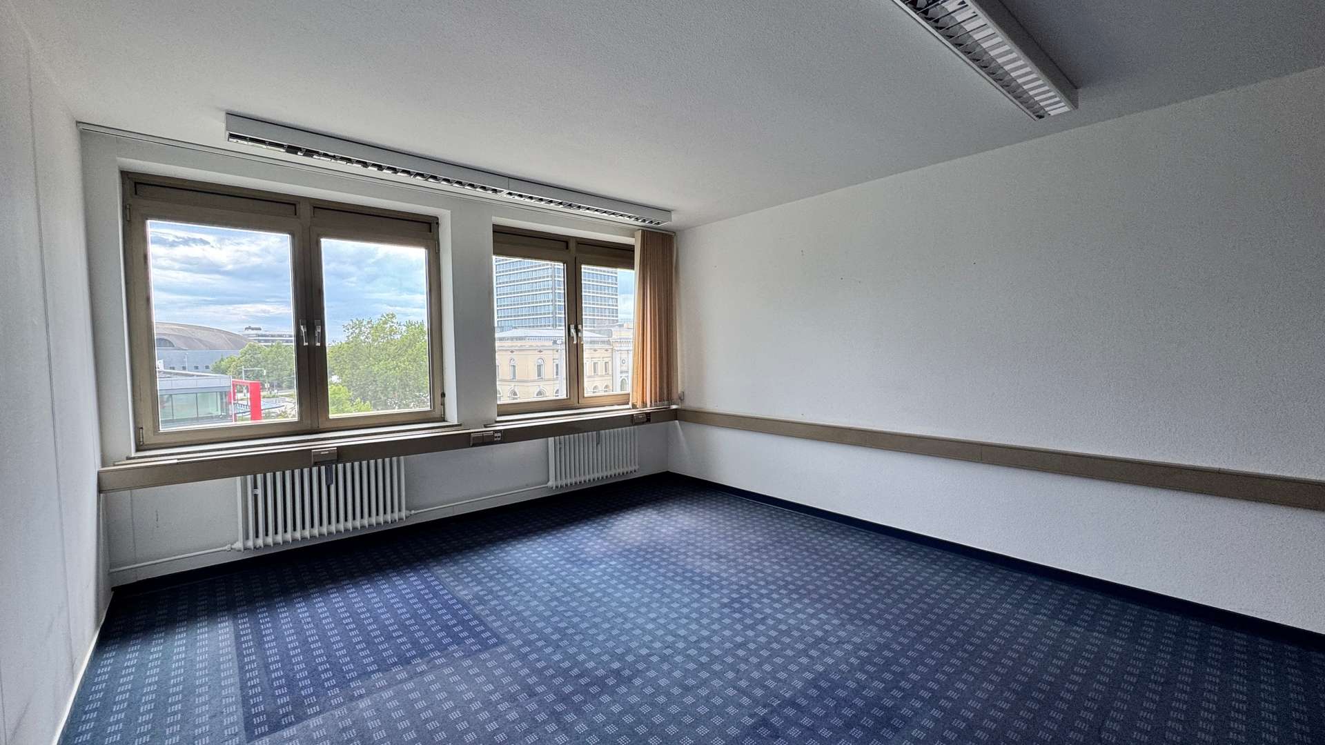 Büro_306