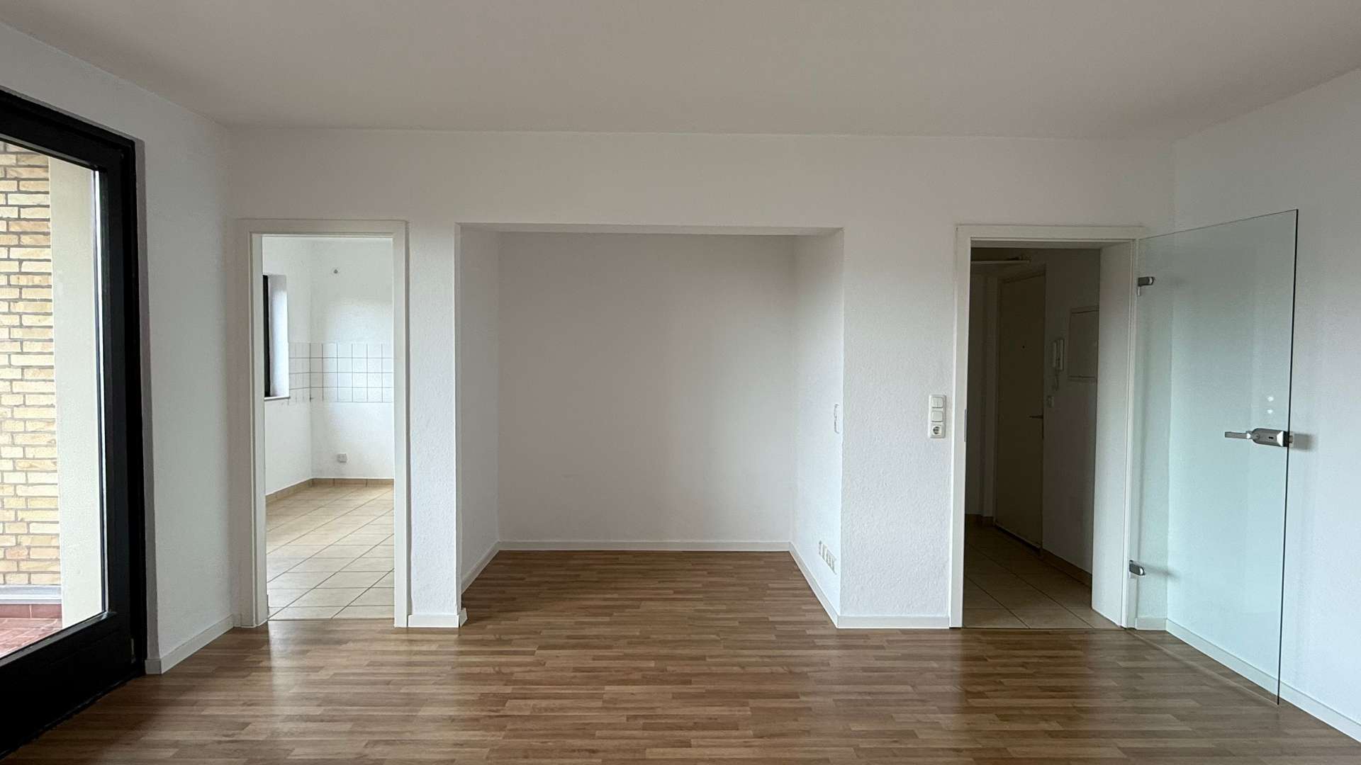 Wohn- und Schlafzimmer